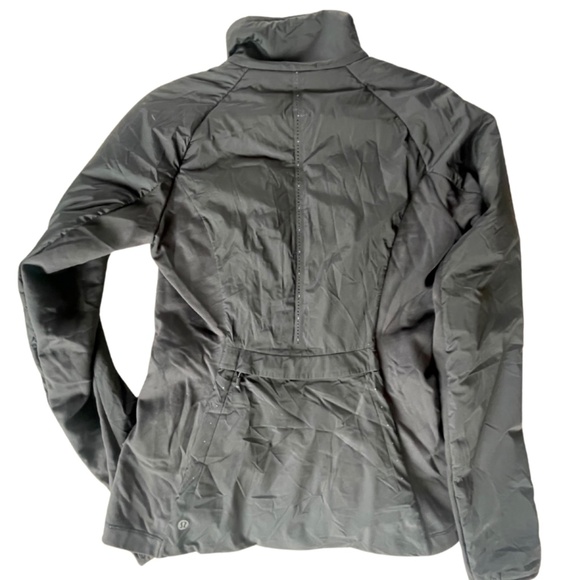 Women's EUC Black Lululemon Jacket Size 6 - Picture 1 of 2